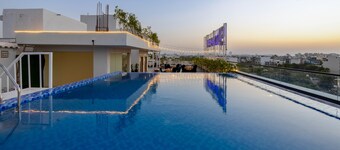  Hotel 91 City Centre Sector 52