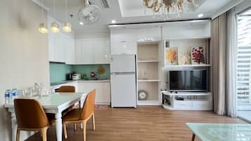 Superior Apartment, 2 Bedrooms, Kitchen, City View | Living area | 42-inch LED TV with digital channels
