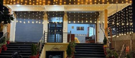 Voorkant van accommodatie