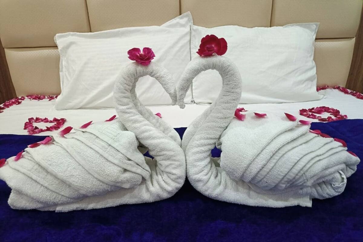 Phòng Deluxe | Nệm cao su hoạt tính (memory foam), két bảo mật tại phòng 