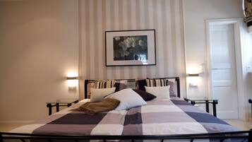 3 chambres, lit parapluie, Wi-Fi, draps fournis