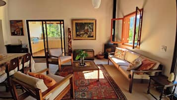 House, 3 Bedrooms, Accessible, Smoking | Living room