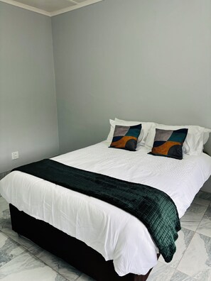 Casa, 4 camere da letto, fumatori, patio | 4 camere