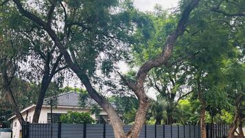 House, 4 Bedrooms, Smoking, Patio | Bahagian luar
