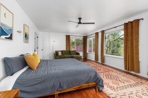 4 bedrooms, iron/ironing board, travel crib, WiFi