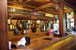 Bar (en la propiedad)