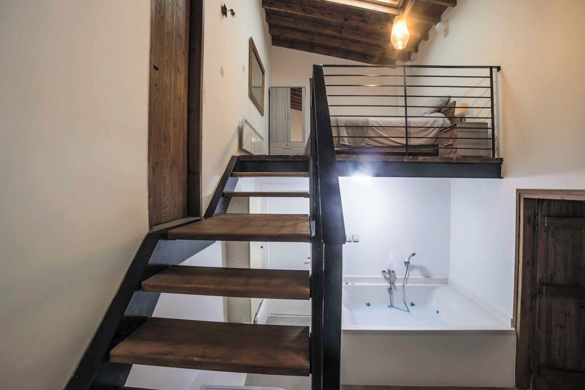 Departamento superior, patio | Tina profunda