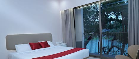 3 bedrooms, iron/ironing board, WiFi