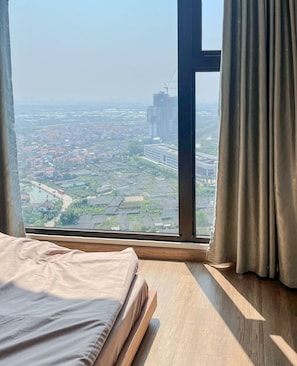 Superior Apartment, 3 Bedrooms, Kitchen, City View