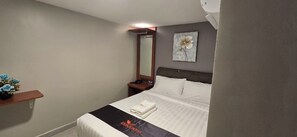 Standard Double Room | Iron/ironing board, free WiFi, bed sheets - Enrich Hotel Semenyih by uBook (Semenyih)