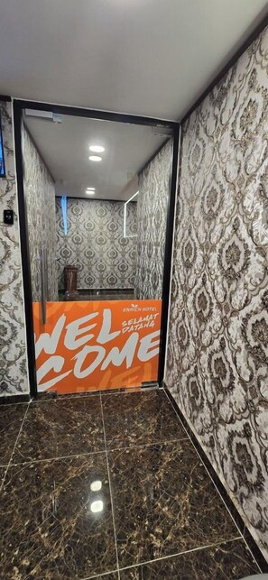 Interior entrance - Enrich Hotel Semenyih by uBook (Semenyih)
