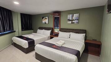 Superior Quadruple Room | Iron/ironing board, free WiFi, bed sheets