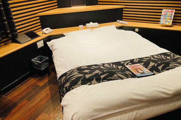 Basic Double Room | WiFi (free)