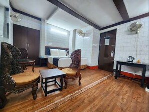 Free WiFi - HOTEL RAUNAK (Kolkata)