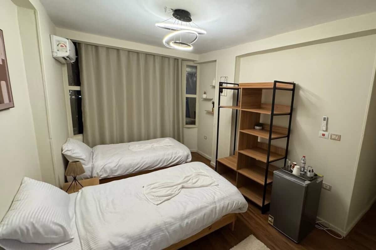1 bedroom, blackout curtains, free WiFi, bed sheets