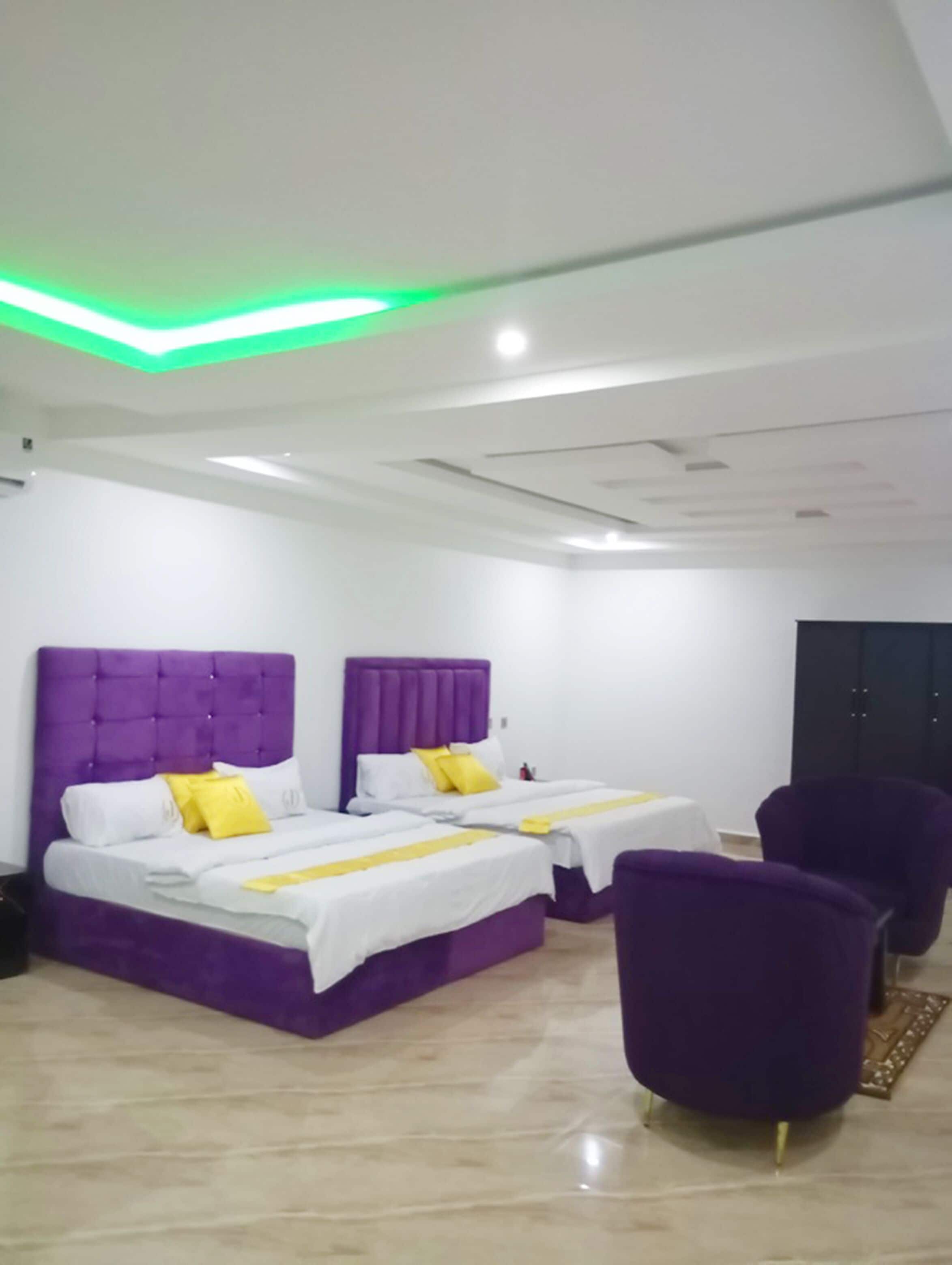 Family Double or Twin Room | Desk, laptop workspace, soundproofing, free WiFi