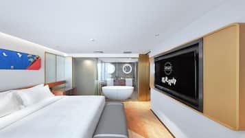 Family Studio Suite | Blackout curtains, iron/ironing board, free WiFi, bed sheets