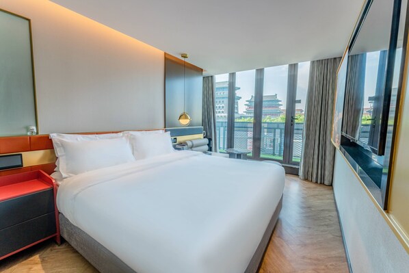 Superior Double Room, City View
