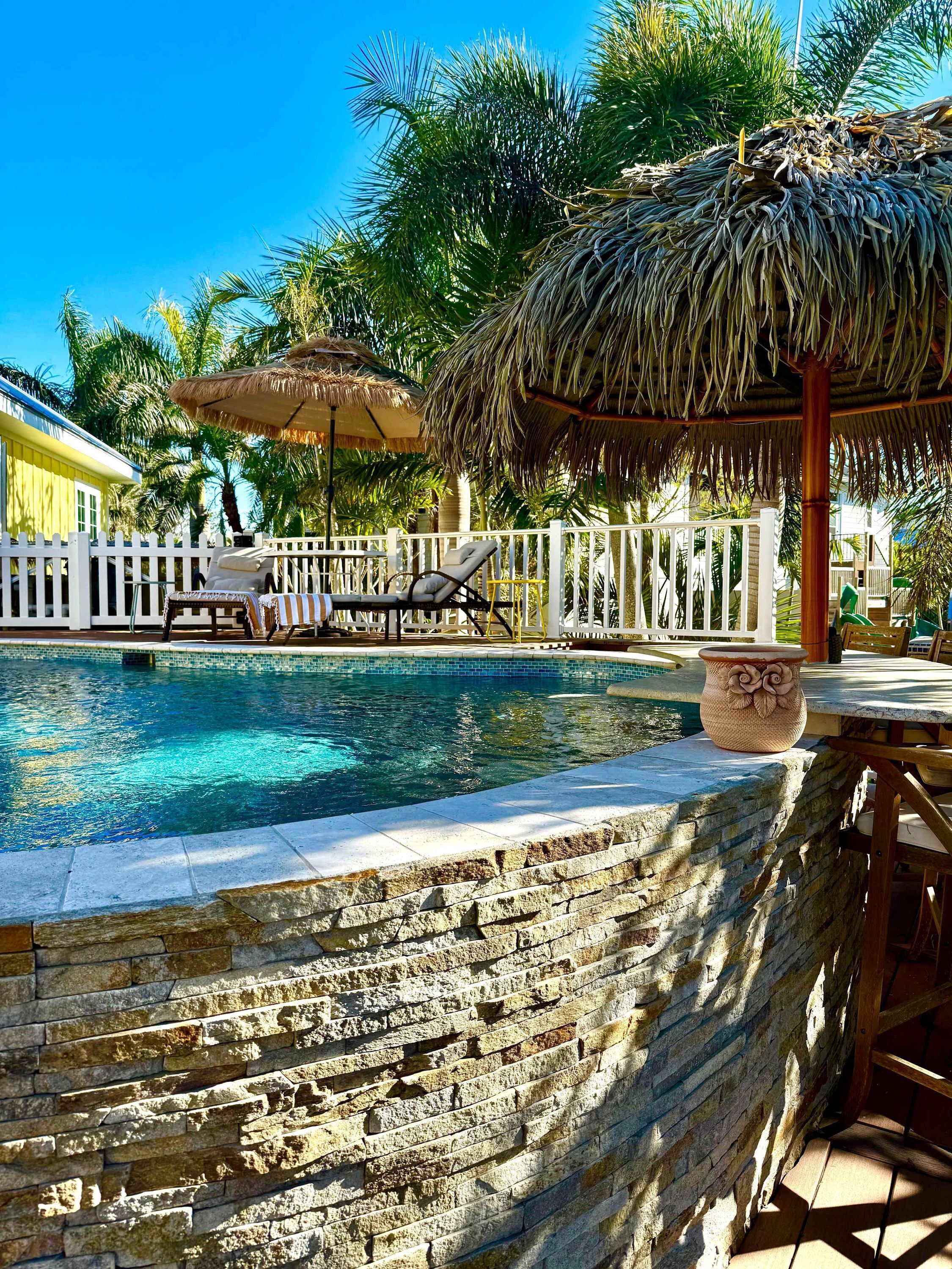 House, Smoking | 4 bedrooms, Internet