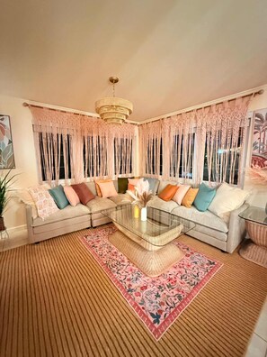 獨棟房屋, 吸煙房 | 4 間臥室、網路服務