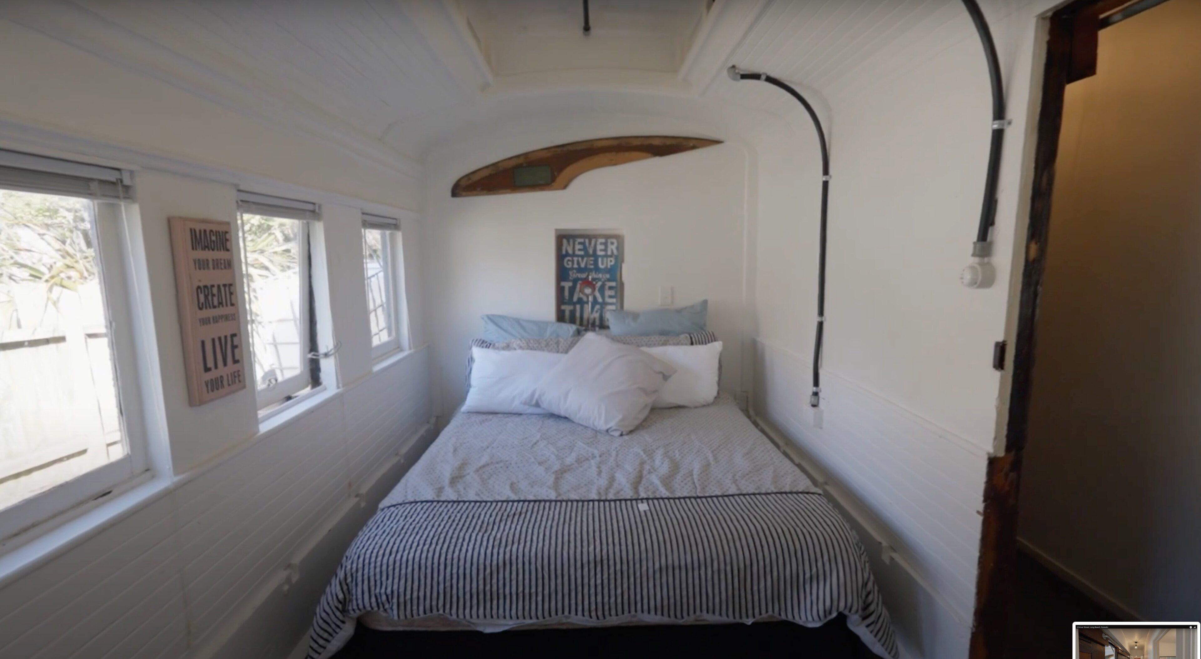 3 bedrooms, desk, iron/ironing board, WiFi