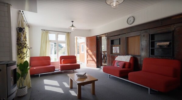 Smart TV, fireplace, printers