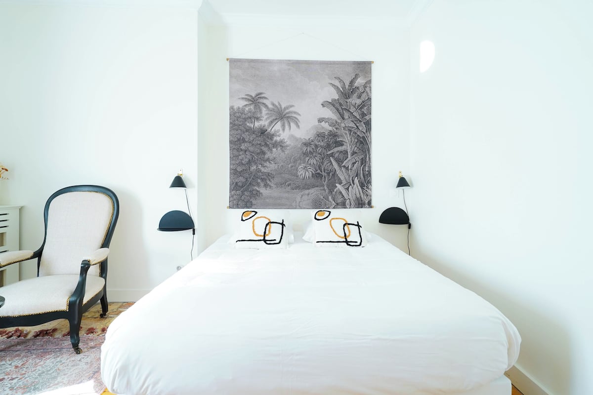 Superior Double Room, Courtyard View | Kalis bunyi, Wi-fi percuma