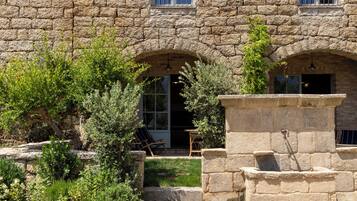 Superior Double Room | 1 bedroom, in-room safe, iron/ironing board, free WiFi