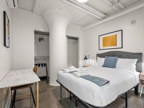 1 bedroom, iron/ironing board, WiFi, bed sheets