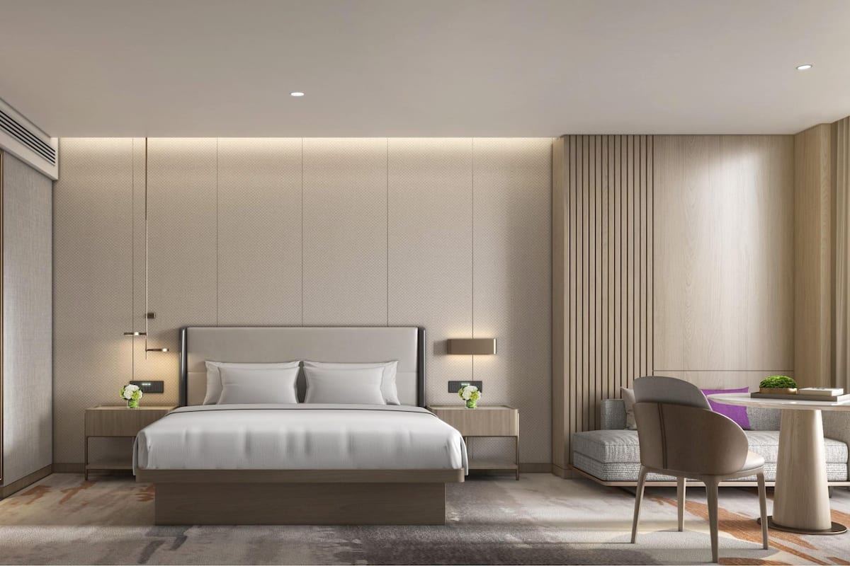Deluxe Room | 1 bedroom, premium bedding, pillowtop beds, minibar