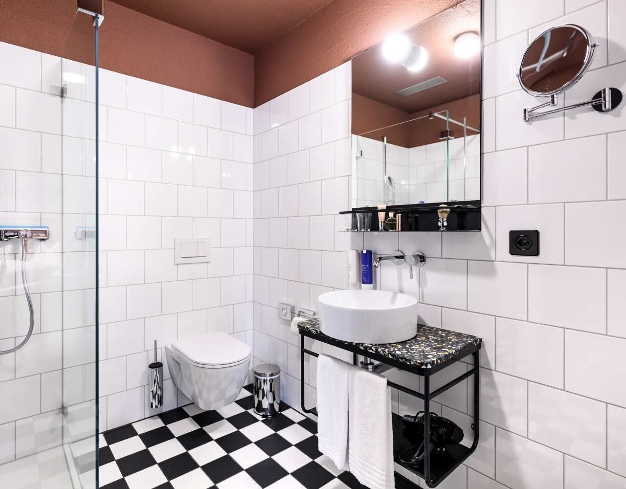 Shower, hair dryer, slippers, heated floors