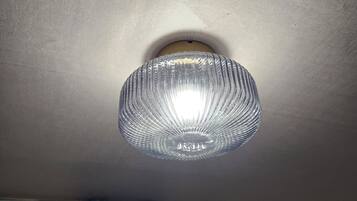 Tabla de planchar con plancha y wifi gratis