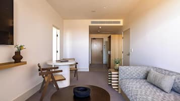 1 bedroom, blackout curtains, iron/ironing board, free WiFi