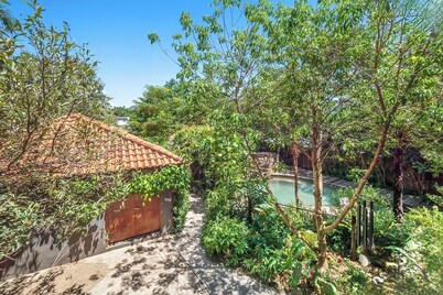 Villa Verde - Freshwater - 5 Bedroom House close to Cairns City