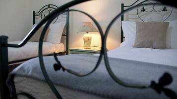 Villa | 2 Schlafzimmer, Daunenbettdecken, Bügeleisen/Bügelbrett