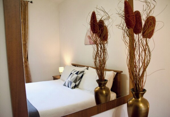 Villa | 2 bedrooms, down comforters, iron/ironing board, free WiFi - Villa La Perla (Marsala)