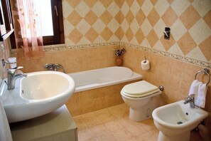 Bidet