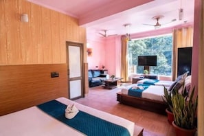 Family Suite | Premium bedding, pillow-top beds, individually decorated - Sakar Chankya Resort (Rishikesh)