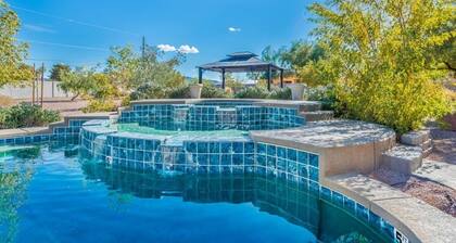 777Rentals - 5BR/4.5Bath - Log Cabin Estate