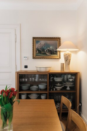 Dining - Comfortable 2-Bed, 2-Bath Home with Private Balcony (Hlavní mesto Praha)