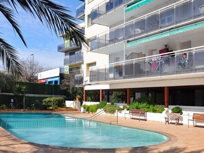 Pool - Central apartment 500m from beach (Lloret de Mar)