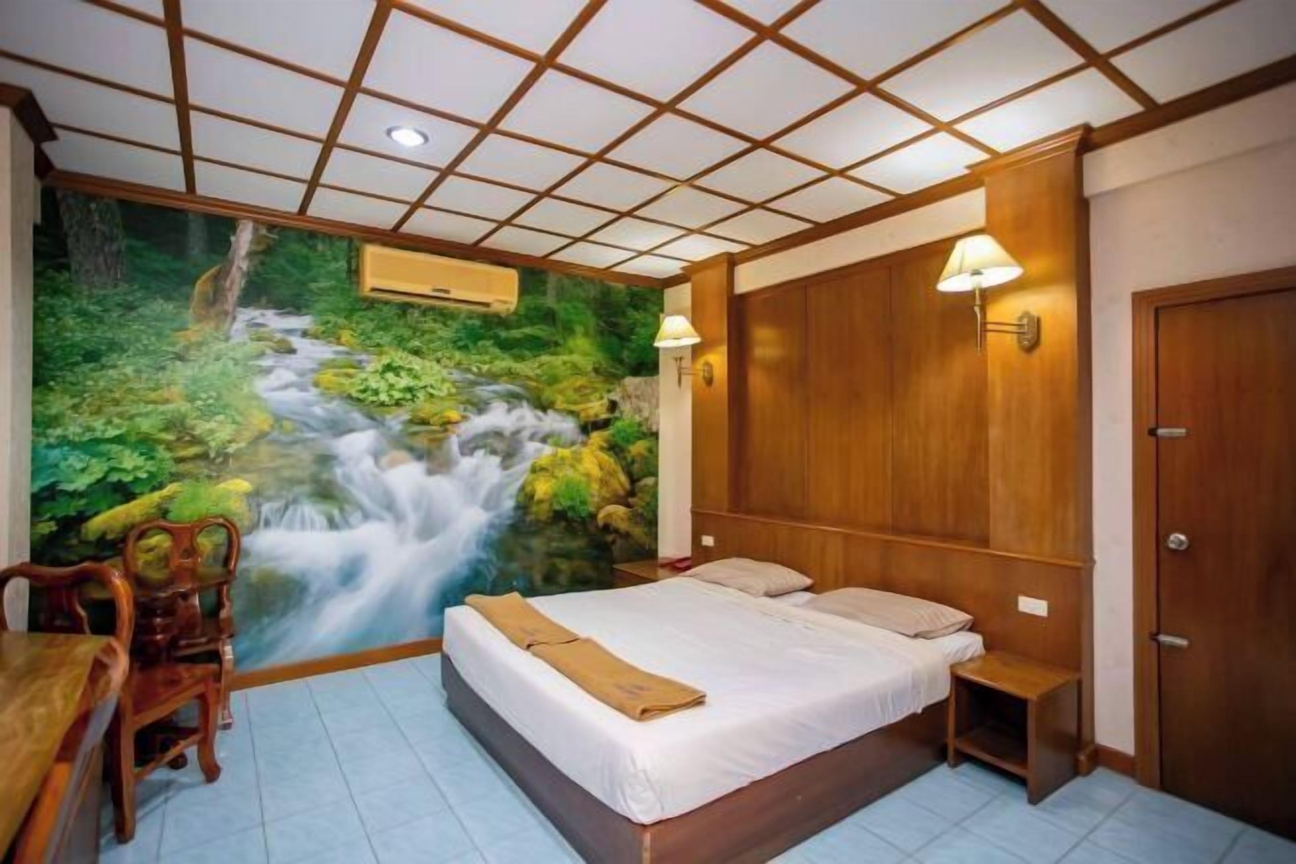 Bureau, espace de travail pour ordinateur portable