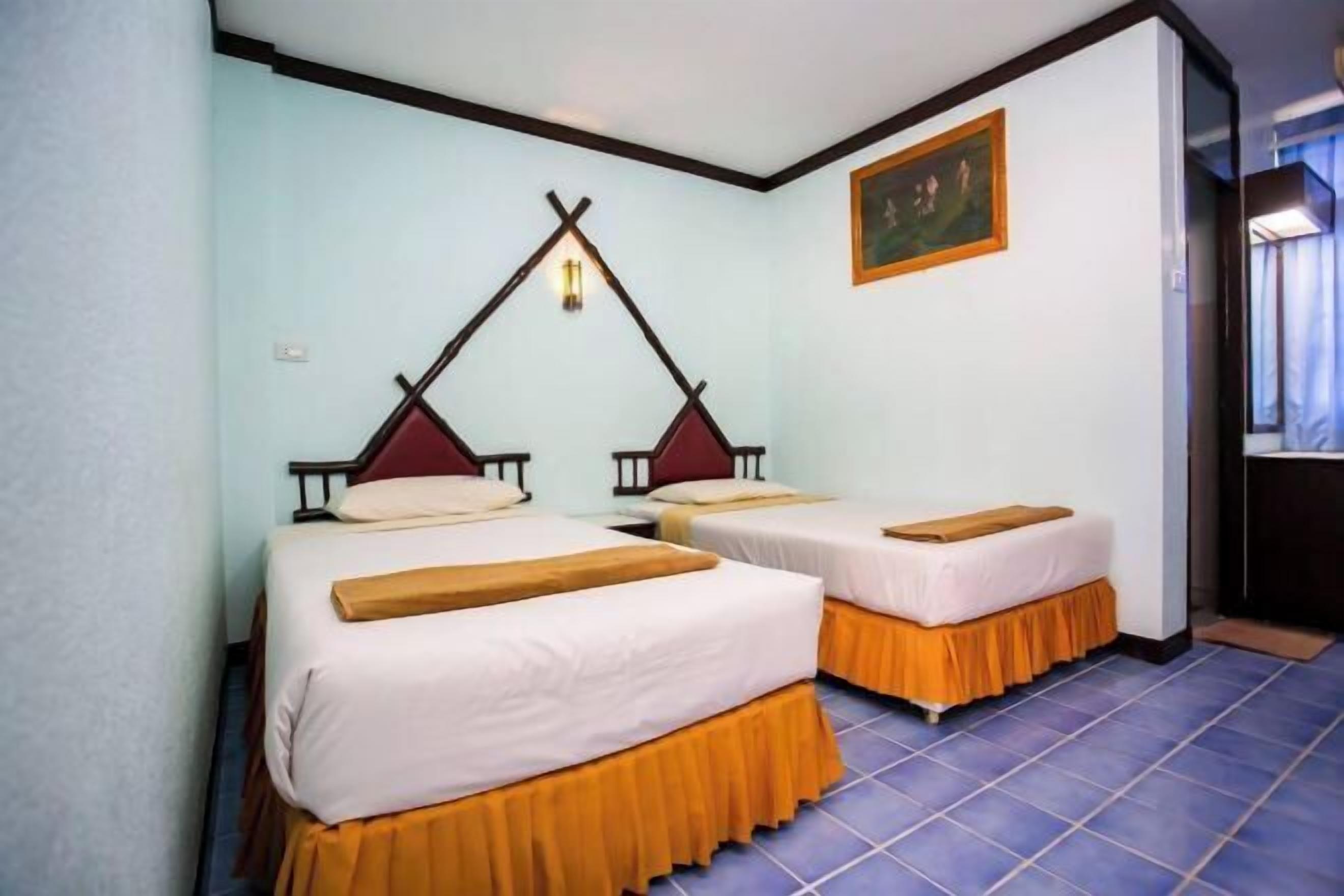 Bureau, espace de travail pour ordinateur portable