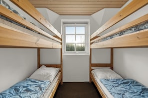 7 bedrooms, free WiFi