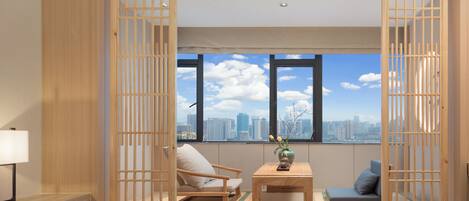1 bedroom, desk, laptop workspace, blackout drapes