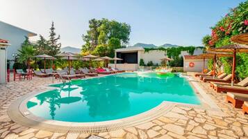 Seasonal outdoor pool