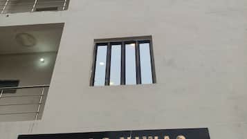 Fachada da propriedade