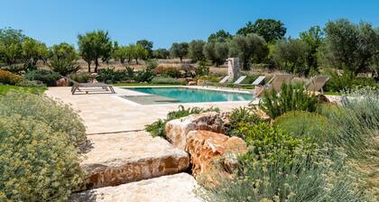 Trulli Pietra Rossa With Pool by Wonderful Italy