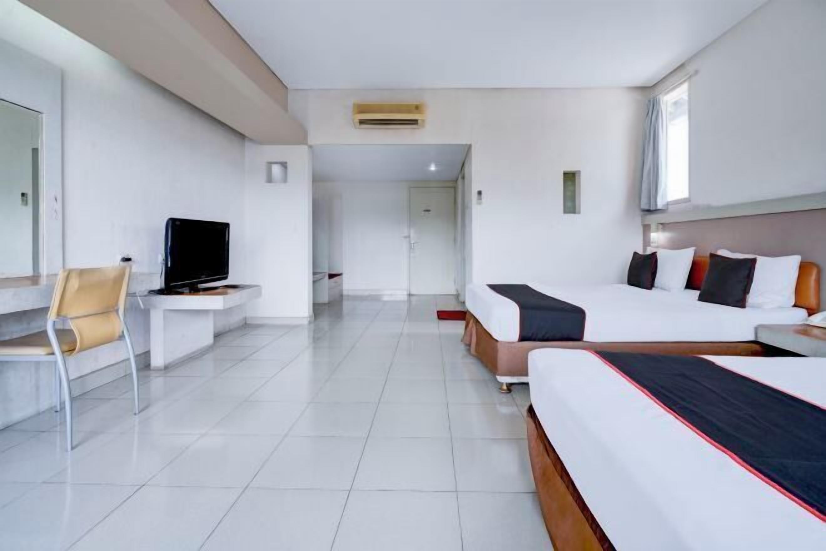 Hochwertige Bettwaren, Schreibtisch, kostenloses WLAN, Bettwäsche