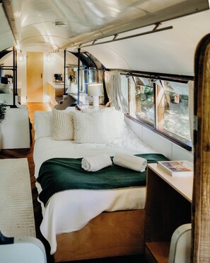 1 habitación, escritorio, wifi y ropa de cama